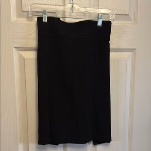 Elegant Black Knit Pencil Skirt